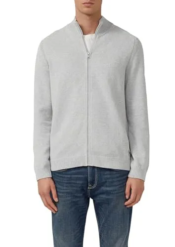 s.Oliver Baumwoll-Strickjacke mit Stehkragen - Stylische Strickjacke aus Baumwolle mit regulärer Passform, Logo-Patch und Rippbündchen. Ideal für lässige Anlässe und vielseitig kombinierbar.
