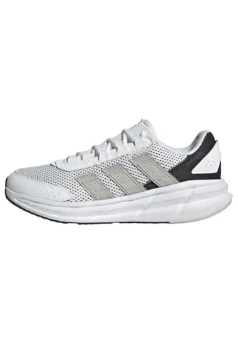ADIDAS ASTRASTAR Weiß - Wanderschuhe in Größe 40 2/3 - Bequeme und stylische Wanderschuhe von Adidas, ideal für Outdoor-Abenteuer mit optimaler Dämpfung und Unterstützung.