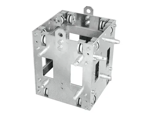 ALUTRUSS Tower Sleeve-block - Vielseitiger Multifunktions-Sleeve-Block, ideal für verschiedene Traversentypen mit stabiler Ausführung und mehreren Befestigungsbohrungen, perfekt für professionelle Anwendungen.