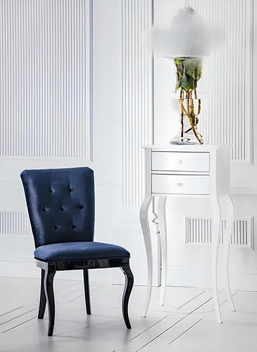 Chesterfield Sessel im modernen Design – Blau - Eleganter Chesterfield Sessel in Blau, ideal für stilvolle Wohnräume. Mit mittelfestem Polster für hohen Sitzkomfort und robustem Stoffbezug. Perfekt für Ihr Esszimmer oder Wohnzimmer.