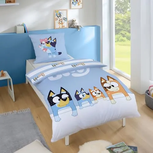 Bluey Bettwäsche Set für Kinder – 100% Baumwolle mit Reißverschluss - Bettwäsche-Set für Kinder in deutscher Größe (135x200 cm) aus 100% Baumwolle, ideal für Bluey-Fans. Mit buntem Bluey-Motiv und pflegeleichtem Reißverschluss.