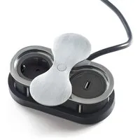 So-tech Einbausteckdose Oval Edelstahloptik mit Schuko & USB - Praktische Einbausteckdose in ovaler Edelstahloptik, ideal für Arbeitsplatten und Schreibtische. Mit Schuko- und USB-Anschluss für ordentliche Stromversorgung und einfache Installation.