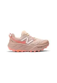 New Balance Women's Fresh Foam X Hierro V9 - Trailrunningschuhe - Vielseitiger Trailrunningschuh in Braun mit Vibram-Sohle, ideal für jedes Abenteuer. Größe: US 9,5 | EU 41. Entdecken Sie weitere Top-Angebote von New Balance!