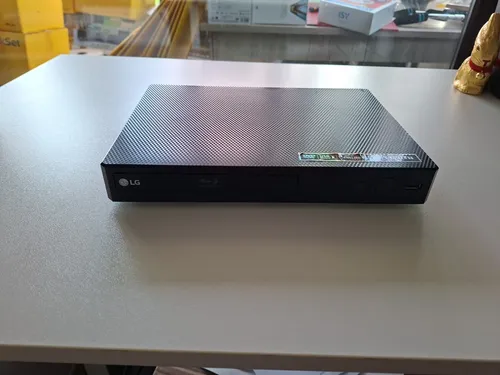 LG BP250 Blu-ray Player - Schwarz #138#140