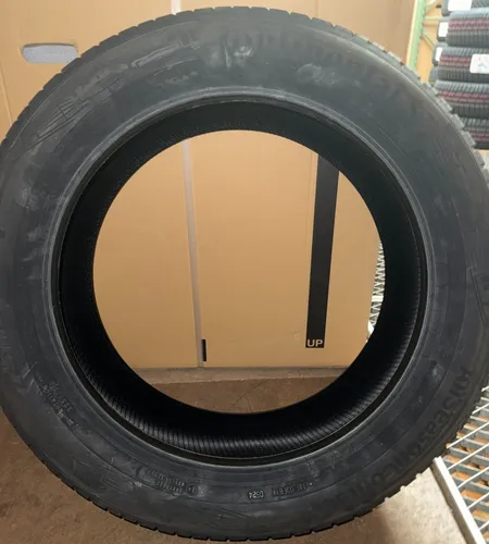 Continental AllSeasonContact 225/55 R19 99V - Ganzjahresreifen für SUVs mit hervorragender Nasshaftung (Klasse B) und leisem Fahrverhalten (72 dB), ideal für ganzjährige Nutzung.