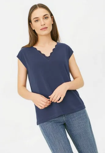 pieces T-Shirt - Damen Kurzarmshirt mit V-Ausschnitt - T-Shirts – Feminines Kurzarmshirt von Pieces mit V-Ausschnitt und zartem Spitzen-Detail für eleganten Tragekomfort, ideal für Sommerlooks und vielseitig kombinierbar.
