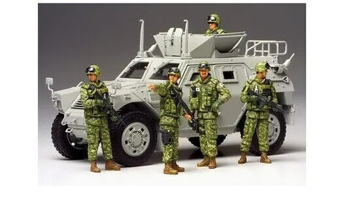 TAMIYA TM35276 1/35 JGSDF Assistance Team - Iraq Humanitarian