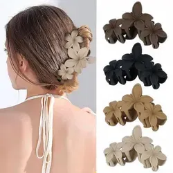 Blumen Haarspangen Set – 4 große Haarklammern für alle Haartypen - Praktische und stilvolle Haarspangen für Frauen und Mädchen. Ideal für Hochsteckfrisuren, Sport oder Alltag. Rutschfester Halt dank 9 Zähnen, aus robustem Material für langanhaltenden Gebrauch.