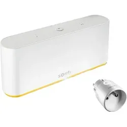 Somfy Tahoma Switch + Somfy Plug io - SmartHome Zentrale mit Lichtsteuerung - Rollladenschalter für die einfache Steuerung von bis zu 200 Geräten, kompatibel mit io, RTS und Zigbee 3.0, inklusive Sprachsteuerung über Alexa, Apple HomeKit und Google Assistant.