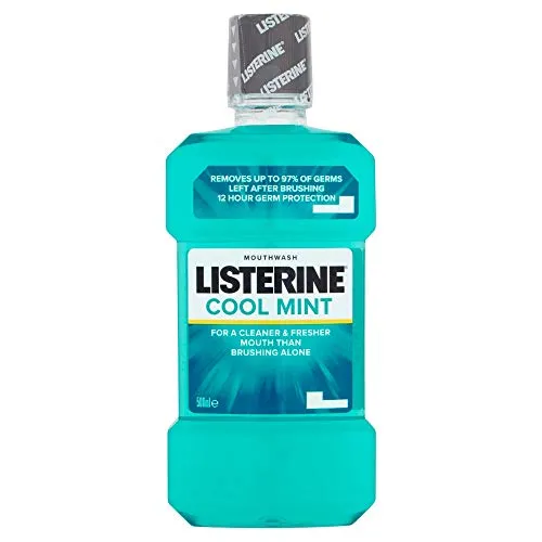 Listerine Cool Mint Mundspülung 500 ml - Frischer Atem - Listerine Cool Mint, 500 ml, Mundwasser für frischen Atem. Bekämpft Zahnbelag und unterstützt die Mundpflege für ein sauberes Gefühl. Ideal für die tägliche Anwendung.