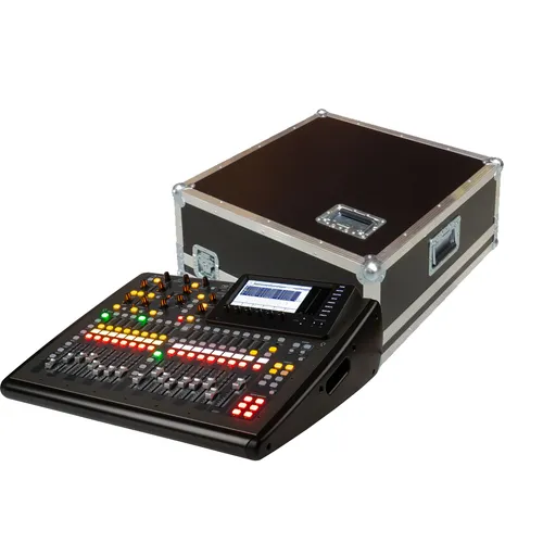 Behringer X32 Compact Mischpult mit Case - Digitales 40-Kanal Mischpult für Studio und Live-Anwendungen, inklusive robustem Case. Ideal für professionelle Produktionen mit intuitiver Steuerung und hochwertiger Klangqualität.