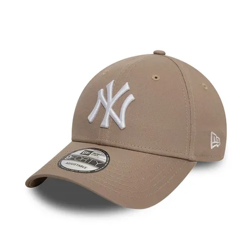 New Era Baseball Cap in braun von New Era