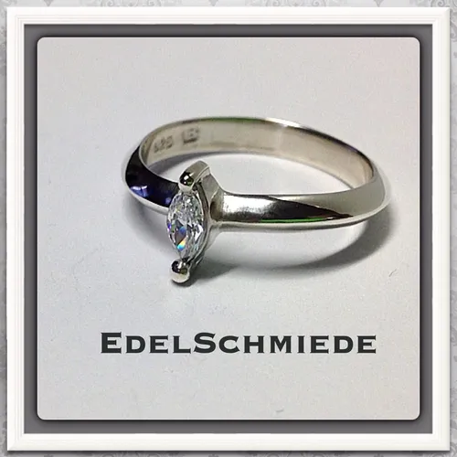 Edelschmiede925 Silberring Damenring 925/- Silber mit Zirkonia Navette #56