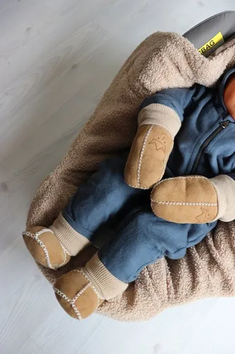 Kaiser Set Babyschuhe und Fäustel Knitt Babystiefel