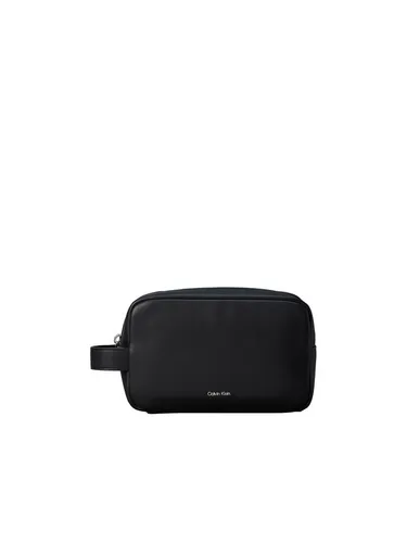 Calvin Klein Raised Kulturbeutel in Schwarz in schwarz von Calvin Klein