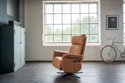 KAWOLA Sessel NAMA Relaxsessel drehbar aus Leder in Braun von KAWOLA