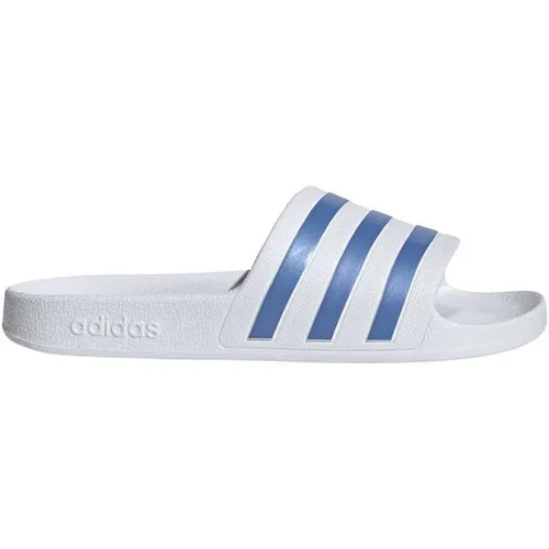 adidas Damen Adilette Aqua Slides, Cloud White / Blue Fusion, 38 EU - Slides für Damen mit weichem Cloudfoam-Fußbett für ultimativen Komfort, ideal für den Strand oder Freizeit.