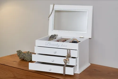 BOLTZE Schmuckkasten Beauty, weiß - Eleganter Schmuckkasten in Weiß, ideal zur stilvollen Aufbewahrung Ihrer Schmuckstücke und Accessoires.
