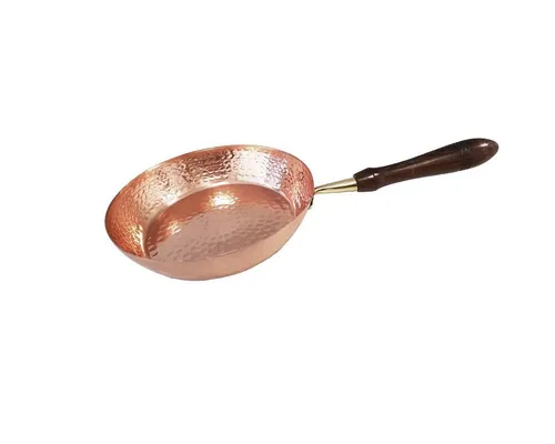 NKLaus Kupferpfanne offen mit Holzgriff in kupfer von NKlaus