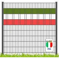 Sichtschutzstreifen Fanartikel Italien für Doppelstabmatten - Sichtschutz für Doppelstabmatten in den italienischen Landesfarben, ideal um deine Unterstützung beim Sport zu zeigen und neugierige Blicke abzuhalten. Einfach zu installieren und langlebig.