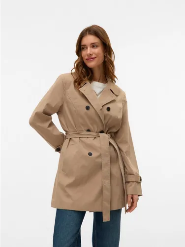 Vero Moda Trenchcoat VMCHELSEA OLIVIA TRENCHCOAT NOOS – Stilvoller 2-Reiher mit Gürtel - Klassischer Vero Moda Trenchcoat für elegante Looks. Mit abnehmbarem Gürtel und robustem Twillstoff ist er ideal für jeden Anlass. Perfekt kombinierbar für einen zeitlosen und modischen Auftritt.