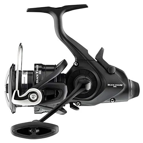 Daiwa Freilaufrolle Black Widow BR LT 4000-C - Angelrolle für Allroundangeln, mit Tough Digigear Getriebe für hohe Belastbarkeit und ATD Bremse für sanften Start ohne Widerstand.
