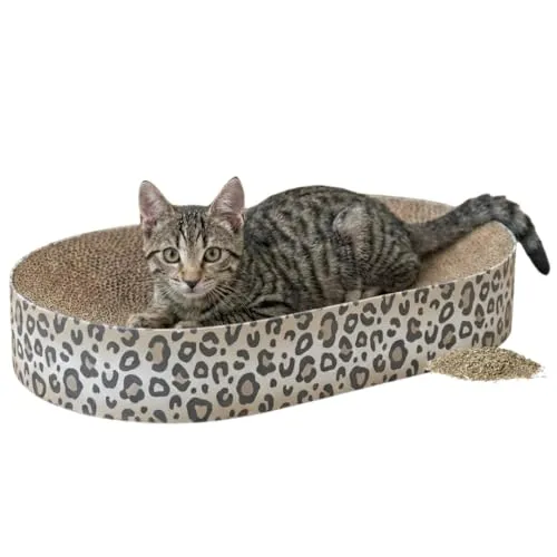 Trixie Kratzbrett Leo aus Pappe 63 × 10 × 35 cm mit Katzenminze - Möbel schützen leicht gemacht: Das Kratzbrett fördert das natürliche Kratzverhalten deiner Katze und schont Sofa und Teppich. Mit Katzenminze für zusätzlichen Spielspaß und Aktivität.