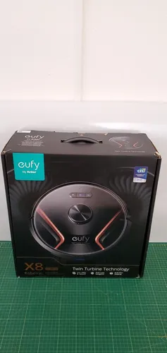 eufy RoboVac X8 Hybrid Saugroboter mit Wischfunktion - Staubsaugroboter mit 2-in-1 Funktion: 2000Pa Saugleistung und iPath Laser-Navigation für effiziente Reinigung in jedem Winkel. Ideal für Tierbesitzer dank Twin-Turbine-Technologie.