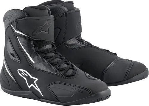 Alpinestars Fastback 2 Motorradschuhe - Motorradstiefel mit robustem Innenschutz und atmungsaktivem Mesh-Futter für optimalen Komfort und Leistung beim Fahren.