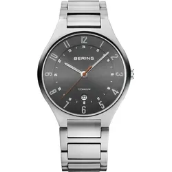 BERING Herren Uhr Quarz Movement - Titanium Collection 11739-772 - Armbanduhren für Herren, ultraleicht und elegant mit kratzfestem Saphirglas, ideal für jeden Anlass und höchsten Tragekomfort.
