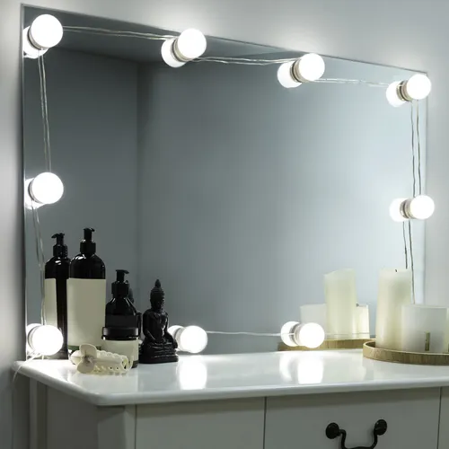 Vanity Lights für Spiegel in weiß von Fizz creations