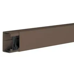 Hager LF4006008014 Leitungsführungskanal PVC 40x60mm, 2m braun - Robuster Leitungsführungskanal aus PVC in braun, ideal für die professionelle Installation. Bietet sicheren Halt für Kabel und sorgt für eine ordentliche Verlegung.