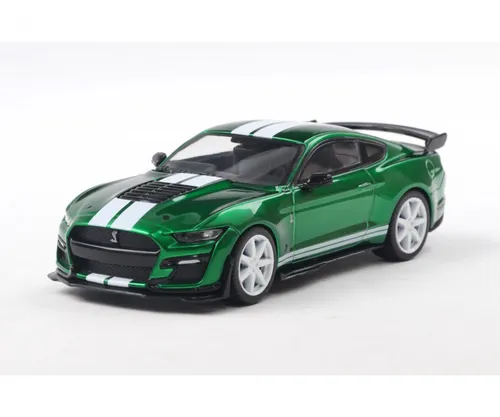 Solido 1:43 Shelby Mustang GT500 Modellauto grün NEU OVP - Detailgetreues 1:43 Modell des ikonischen Shelby Mustang GT500, ideal für Sammler und Autofans, in originaler Verpackung.