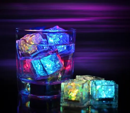 Produktbild PRECORN 12x LED Eiswürfel – Leuchtende, blinkende Eiswürfel für Getränke Wasserdicht & wiederverwendbar Deko für Party, Bar, Hochzeit, Champagner, Whisky & Cocktails – nicht zum Kühlen geeignet