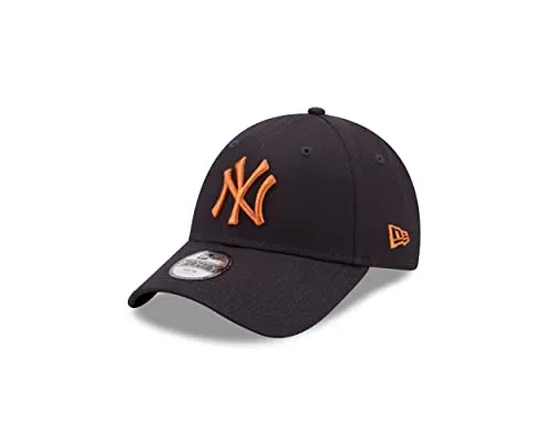 New Era New York Yankees MLB League Essential Navy 9Forty Adjustable Kids Cap - Verstellbare Baseballcap für Kinder mit 7 cm Schirmlänge und optimalem Tragekomfort. Ideal für Fans der New York Yankees und perfekte Ergänzung für jeden Look.