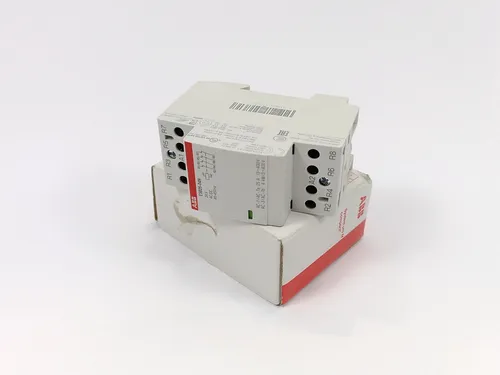 ABB Stotz S&J Installationsschütz ESB25-04N-01 R0104 - 4-poliger Installationsschütz für 3-phasige Lasten bis 25 A, brummfrei und leise, ideal für den Verteilereinbau und vielseitige Anwendungen in der Elektroinstallation.