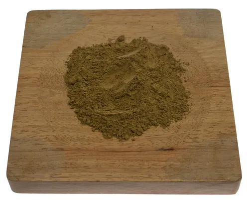  56,15 EUR/kg) Weißdornblätter m. Blüten gemahlen (100g