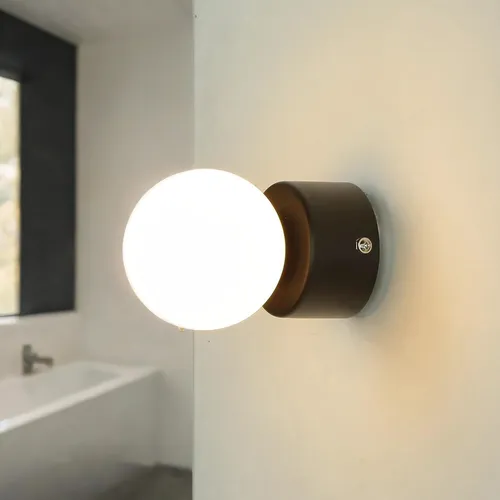 Licht-Erlebnisse Wandlampe Glasschirm IP44 rund Ø8cm