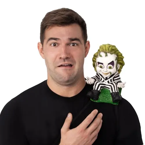 RUBIE'S Kostüm Beetlejuice Shoulder Sitter - Kostümzubehör für Erwachsene, offiziell lizenziert und ideal für Halloween, mit verstellbarem Schultergurt und einer Beetlejuice-Figur, die auf der Schulter sitzt.