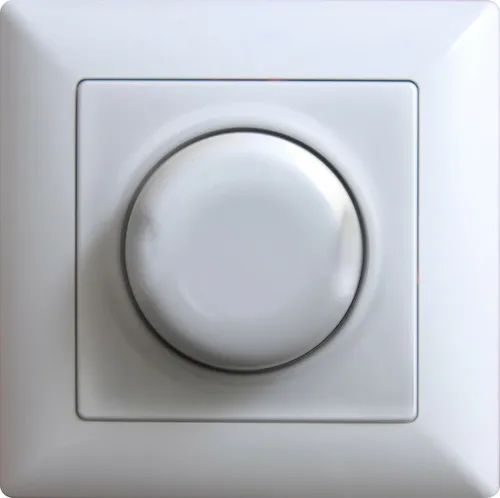Günsan Visage Dimmer 1000W Unterputz in Weiss von Günsan