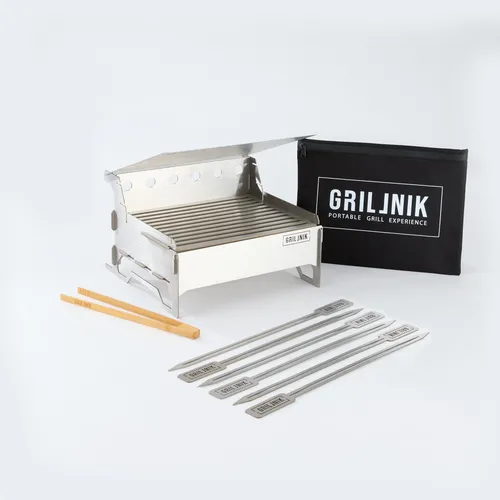 GRILLNIK Holzkohlegrill | Kompakter Premium Edelstahlgrill Größe M - Holzkohlegrill M – Robuster Edelstahlgrill mit 25x30 cm Grillfläche, ideal für Camping und Outdoor-Abenteuer. Schnelle Einsatzbereitschaft dank Schnellzündfunktion und leicht transportierbar.