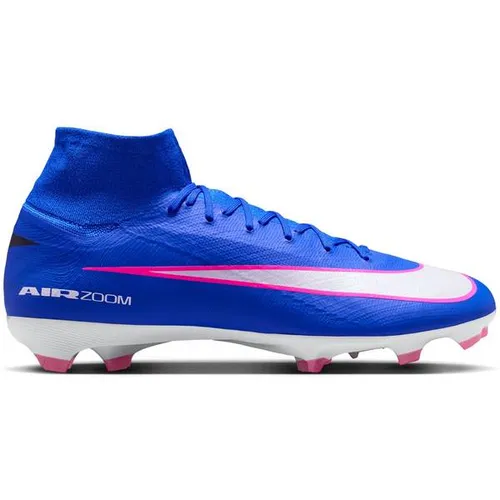 Nike Zoom Mercurial Superfly 10 Pro FG - Fußballschuh für festen Boden - Erlebe mit dem Nike Zoom Mercurial Superfly 10 Pro FG für Herren optimale Ballkontrolle und Geschwindigkeit auf festen Böden. Das leichte Flyknit-Obermaterial und der elastische Kragen garantieren perfekten Halt und Komfort.