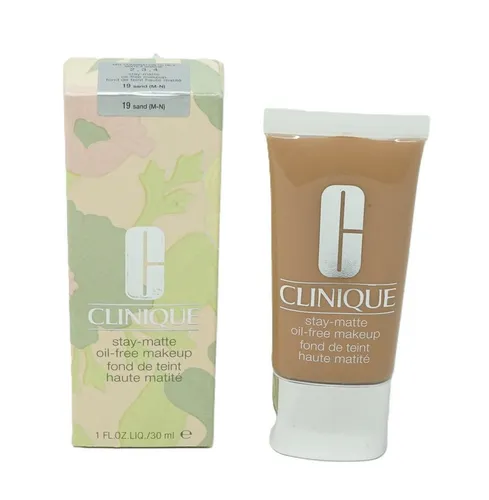 Clinique Stay Matte Oil-Free Makeup Foundation CN 90 Sand (M) - Make-up für einen mattierenden Finish, ideal für ölige Hauttypen. Öl-frei und langanhaltend für ein perfektes Hautbild den ganzen Tag.
