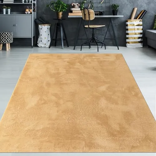 CARPETIA Teppich Wohn- und Schlafbereich Flur Läufer Moderner Kurzflorteppich Felloptik samtweich angenehm mit leichtem Glanz pflegeleicht modern einfarbig Gold 80 x 300 cm