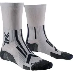 X-socks Trail Run Perform Crew Socks EU 42-44 - Sportsocken für Trailrunning, mit atmungsaktiven Materialien und optimaler Dämpfung für besten Komfort auf unebenem Terrain.