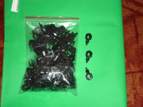 Playtastic Zubehör zu kreative Kugelbahnen: Schienenarm-Halter B für Kugel-Achterbahn, 100 Stück (Kugelachterbahn für Profis, Kogel-Modellbahn)