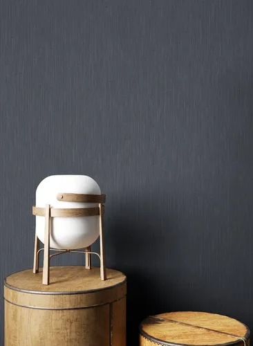 Newroom Vliestapete Schwarz - Glamour Tapete für stilvolle Akzente - Moderne einfarbige Vliestapete in Schwarz mit Struktur, ideal zur Kombination für individuelle Raumgestaltungen im Wohnzimmer, Schlafzimmer oder Küche.