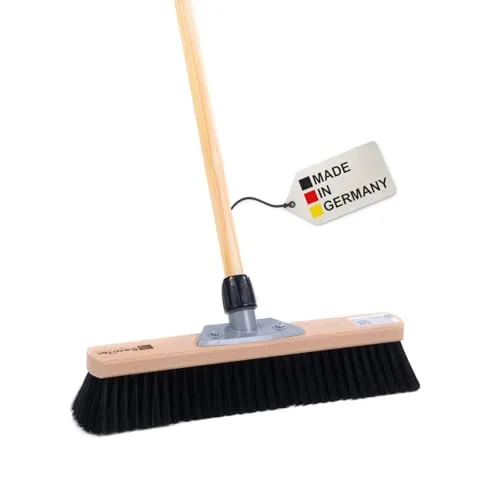 BawiTec XXL Zimmerbesen Breite 50cm inkl. Besenstiel Länge 120cm gelocht zum aufhängen weiche Kunsthaar-Borsten in schwarz Saalbesen Besen Holzstiel Stiel Kehrbesen