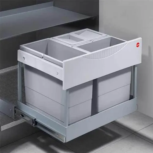 Hailo Abfallsammler 3644831 | 3-fach Raumspar Tandem Mülleimer - Haushaltszubehör mit innovativer Ausfahrautomatik für müheloses Entleeren und effiziente 3-fach Mülltrennung, ideal für Küchen mit 60 cm Unterschrank.