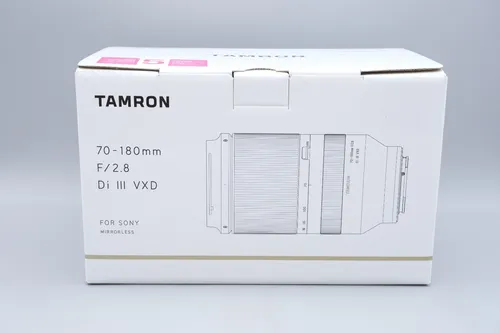 Tamron 70-180mm 2.8 DI III VXD für Sony E-Mount - Zoomobjektiv für Sony E-Mount mit einer maximalen Blende von f/2,8, ideal für kreative Fotografie und hervorragende Bildqualität.
